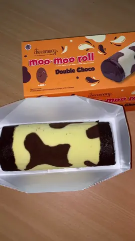Kamu lebih suka ngabisin Moomoo-roll sendirian atau rame-rame?🤤 #chocomory #moomooroll #piechocomory #chocobag #krispiii ##cemilanviral