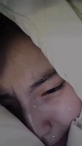 Nếu mà họ thương bạn, thì làm sao lại để bạn khóc như vậy.. #amy_amee #tâmtrạng #amy_ameey #edit #buồn #tình_yêu #yêu #chiatay 