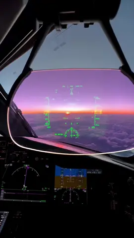 Aviation is a dream 😍✈️ #aviation #aesthetic #quality #sunset #plane #flying #edit #clouds #wing #cockpit #vibe #beautiful #airlines #headset #rain #landing #departure #4k #calm #avgeek #skyflight #✈️ 
