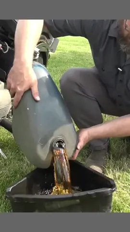 Can I Get this old Barn Find Harley Davidson Running? part 3 #motorcycle #Running #motorbike #hayley #suzuki 