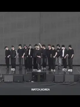 It's so satisfying to see all 13 of them together again  💎 💝 Choreography Video MAESTRO by SEVENTEEN 💎 #korean #kpop #watchkorea #seventeen #maestro #korea #carat #fyp #fypkpop #kpopfyp #xyzbca 