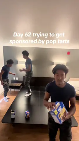 Sorry for the late post i been busy#fyp #poptarts @Pop-Tarts 