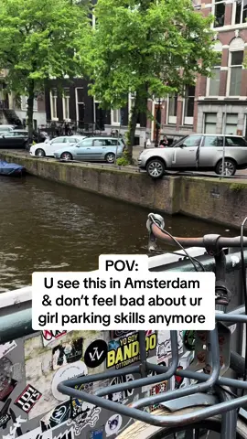 Wenn sich nochmal jemand über meine Parallel Parking Skills beschwert zeig ich einfach das Video 🤌🏼😂😭