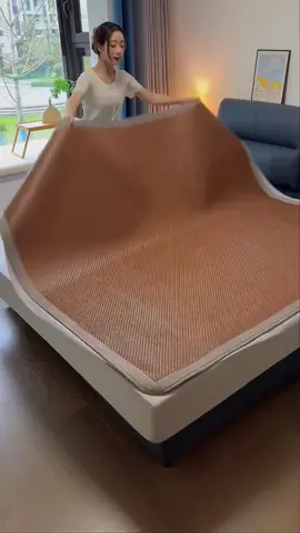 #goodthing #The baby who is afraid of heat in summer must try this old rattan mat, it is particularly comfortable to sleep on cold and not ice, the delicate old rattan weave feels soft and smooth, and does not leave a mat impression, and does not feel hot sleeping on it in the dog days#goodthingstoshare #fypツ #foryou 