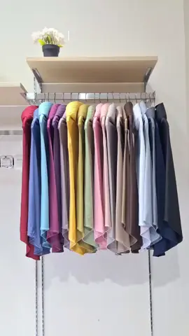 Bergo best seller. Zaria casual dengan berbagai varian warna. Cek keranjang kuning #fyp #elzattahijab #xyzbca 