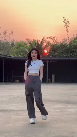 นางแบบสูง 147 cm !!💖คาร์โก้ชาวตัวเล็ก ไม่ต้องตัดขาเพิ่ม!
