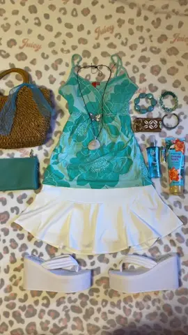todays outfit !!! suuuuper bored no idea what i want to do tbh ughhh 😩 #outfitideas #outfitinspo #tropical #Summer #girly #hyperfeminine #2000s #2010s 