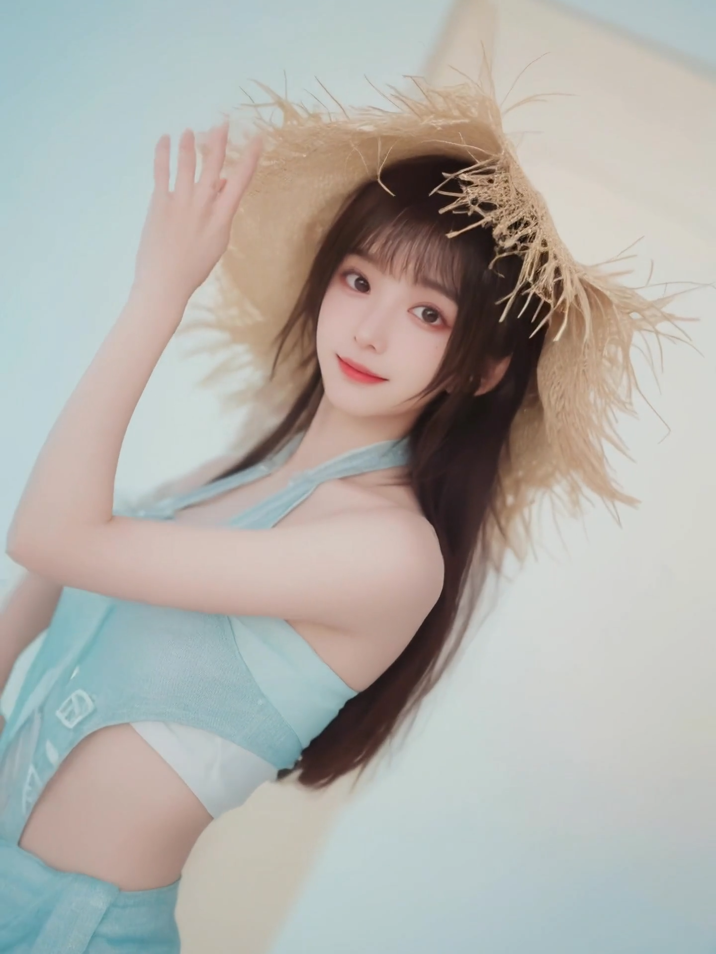 Qinghan doesn't like to compete, but hates not being able to get it! #cosplay #swimsuit #narakabladepoint