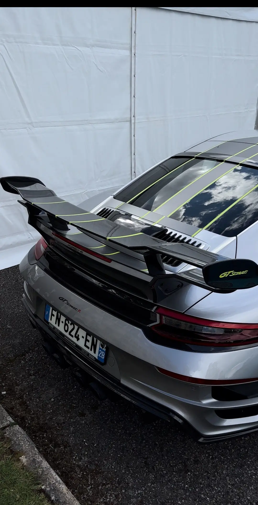 #deauville #porsche #voitures #automobile #carspotting #voituredesport #pourtoi #passion #astonmartin #mansory #gt3 #gt3rs #918spyder #ferrari #audi #allemande 