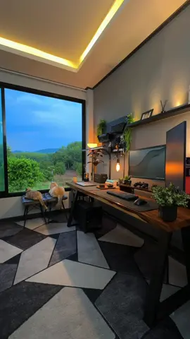 วันที่ฝนตก บรรยากาศดีคูณอีกสิบไปเลย ❤️🌿🌧️ #workspace #ใจฟู #fyp #โต๊ะทํางาน #แมว 