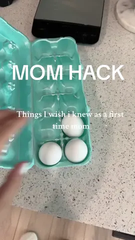 Had to try viral frozen egg trick #sahm #momhack #babyhack #blw #blwideas #babyfood 