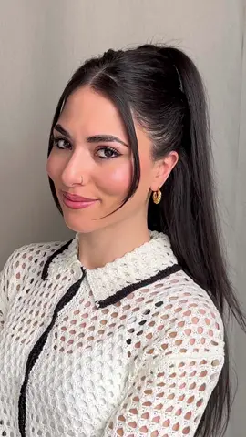 Try this easy hair hack tomorrow! 😍♥️ #hairstyletutorial #easyhairstyles #hairhacks #hairideas #hairtrends #volumehair #halfuphalfdown #springhair #longhairstyles #hairtok 
