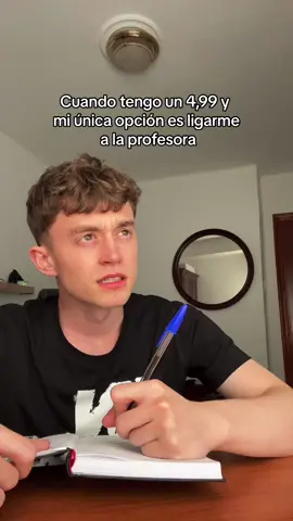 Era mi ultima opción😔🥵 #fyp #parati #profesora #estudiar #ligar #alumno #colegio #universidad #instituto #profesor #examen #humor #lqsa #fermintrujillo #alexlo 