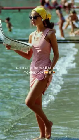 Summer in the Mediterranean Makeup Look 🍹🦪 Products used  Primer: @saiebeauty Glowy Super Gel  Foundation: @mcobeauty Flawless Glow  Concealer: @yslbeauty Touche Eclat  Powder: @hawaiiantropic Mineral Powder  Blush: @milkmakeup Jelly Tint in Spritz & @basmabeautyofficial Cream Blush in Cherry Red  Bronzer : @merit Bronze Balm  Highlighter: @dibs Good Life in Gold Eyebrows: @benefitcosmetics Precisley My Brow Detailer  Eyeliner: @nyxcosmetics vivid rich liner in Smokin Topaz  Mascara: @yslbeauty Lash Clash Mascara  Lips: @lorealparis Glow Paradise Lip Balm in Ecstatic Mulberry  #summermakeup #vacationmakeup #italiansummer #mediterraneanmakeup #nomakeupmakeup 
