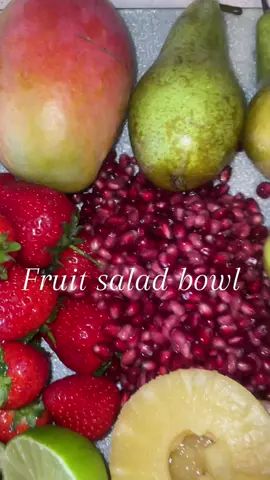 Make sure to save 🤩🤩🤩  #fruit #salad #honey #yummy #fruitbowl #like #save #colourselector #foodporn #Foodie #save 