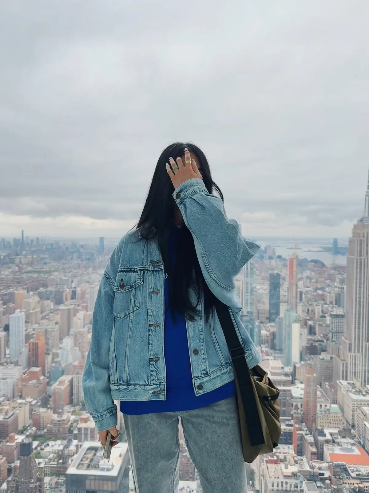 Take me back 🥲 #nyc #nyclife #mahattan #travel #OOTD #howtostyleoutfits #fy #fypage #fypp 