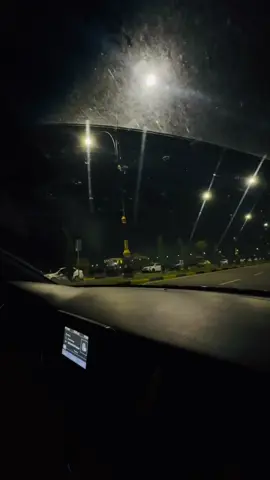 تخاف عليك من الريح إمرأة مزقتها عواصف العمر  #غابات_الموصل #شارع_اوبروي_الغابات #تصويري📸 #كتاباتي #اغاني_ستوريات #مجرد________ذووووووق🎶🎵💞 #مشاركتكم #لايكات_الاكسبلور_متابعه 