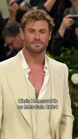 #chrishemsworth a opté pour un total look #tomford sur le redcarpet du #metgala ✨ - #metgala2024 #fashiontok 