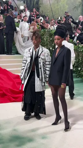 Name a cooler sibling duo, we’ll wait. Tonight #JadenSmith and #WillowSmith stunned on the 2024 #MetGala red carpet together.  