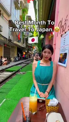 Best month to travel to Japan 🥰🇯🇵 #traveling #japan 
