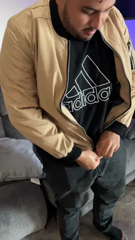 Chamarrita pal frio 💯 #jacket #chamarra #tiktokshop 