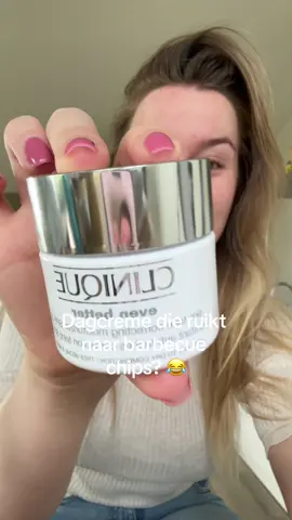 Wie heeft deze @Clinique Even Better moisturizer ook? 🍖🍗😂 #clinique #cliniquedagcreme #cliniqueevenbetter #parfumvrij #zonderparfum 