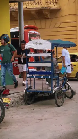 Putting out cigarettes 😂 entertainment #fybシ #troll #funny #pranks #laugh #funnymoments #funnyprank #funnyvideos #prankvideo #funnyprankvideos #prankvideos 