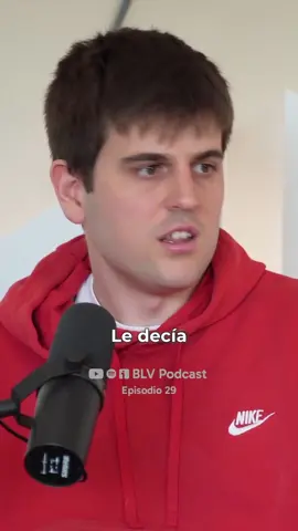 “En Nápoles es una falta de respeto pagar con tarjeta” #pizzaiolo #napoles #emprendimiento #podcast #blv