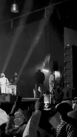 #fyb #explore #fypシ #viral #محمد_عبده #اذا_التقينا_يوم_و_لا_عرفتيني #foryou #محمد_عبده 