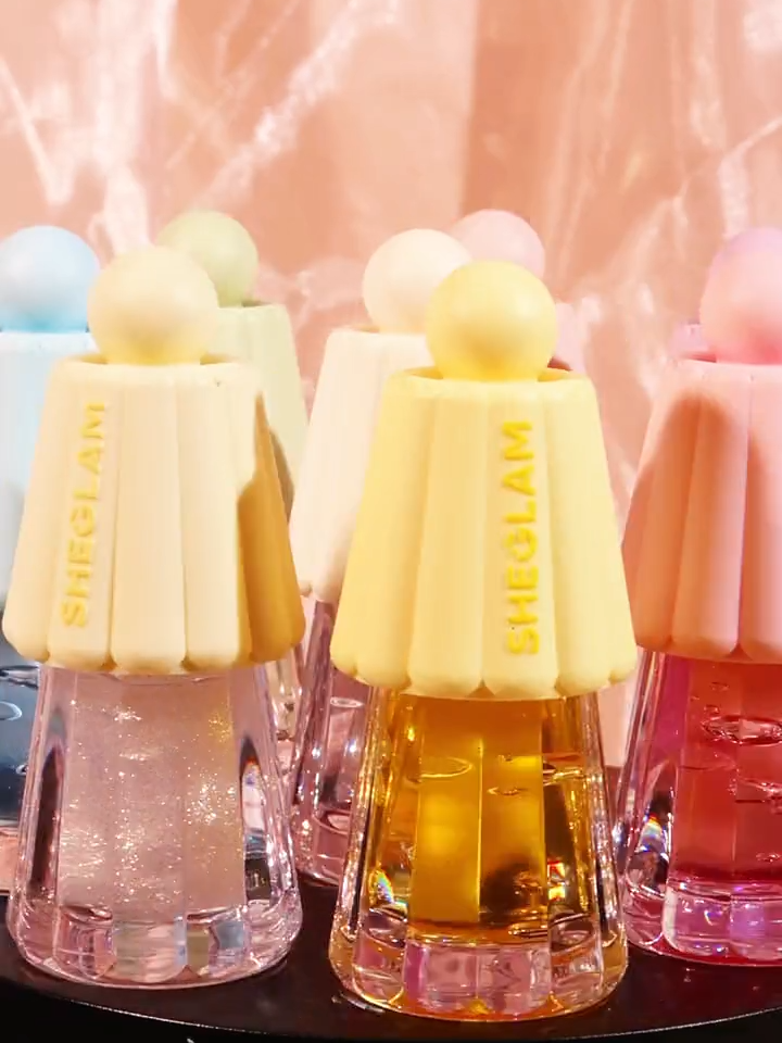Are you ready for this jelly? 😏 Our Jelly Wow Lip Oils are back and better than ever 🙌 Shop our upgraded packaging now at SHEGLAM.com 🛍️ (ID 33986312) #sheglam #sheglammusthaves #lip #lipgloss #makeupaddict