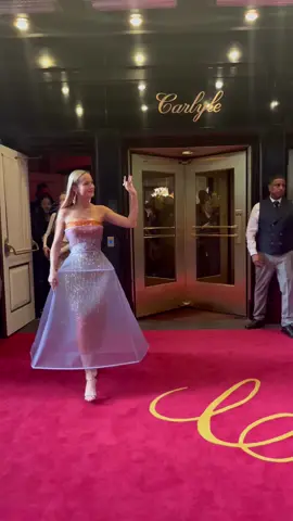 #brielarson #MetGala #TikTokFashion 