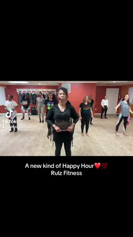 Line Dancing at Rulz Fitness 🔥  #rulzfitness #linedance #bellydancefitness #liveyourbestlife #linedance #Fitness #women #womensupportingwomen #fun #WomenOfTikTok 