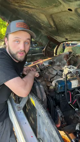 Replacing the Thermostat and Thermostat Housing in the F100 @Dorman Products 