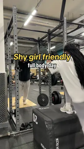 Shy girl friendly full body day 🎉🎉🎉 As someone who doesn’t do full body often this was very refreshing x  #gyminspiration #fullbodyworkout #workout #shygirl #beginnerfriendly 
