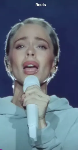 @TINI #viral #tinistoessel #unmechondepelo #mevoy #parati #viralvideo #tiktokitalia #p #cm #tini 