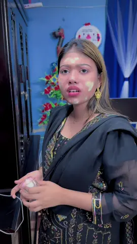 কি আছে এর মাঝে এটা নিয়ে এতো ঝগড়া🙄Skin Care👉@Beauty world collection 2 😍#sohel_shuvo #aroshi_aru @aroshi_aru 