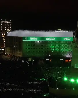 No Marquês, o Sporting mostrou a sua união: sem desordens, num espetáculo cinco estrelas, onde o nosso leão reinou supremo! #sporting 