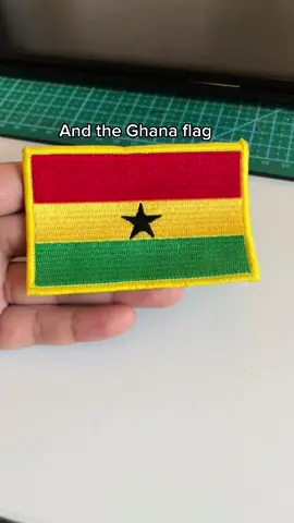 Would u wear that? #kentefashion #kente #ghana #africanstreetwear #ghanatiktok🇬🇭 #design #foryou #viral #fyp #africa #fy #ghanatiktok #BlackTikTok 