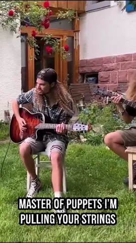 Jamming #masterofpuppets in the backyard! 🤘🏼🎸 #MixedUpEverything #Metallica @metallica #metal #rock #hardrock #4brothers #90s #jameshetfield #larsulrich #kirkhammett #cliffburton #acoustic 