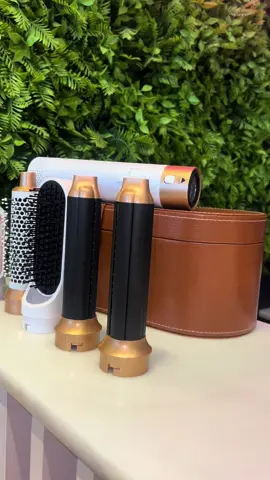 Asi es como se usa el cepillo 5 en 1 Aprovecha el precio de preventa 50% off De $159 a $79 Últimos disponibles ❤️‍🔥#hotairstyler5in1#dyson#dysonpanama#airwrap#shopnow🛍✨🛒click 