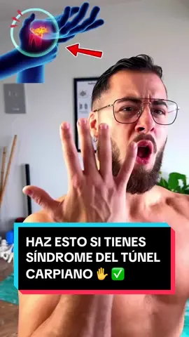 Enséñale este ejercicio de neurodinamia a quien tenga el síndrome del túnel carpiano o dolor de muñeca. Cuando tu nervio mediano queda obstaculizado por tu ligamento transverso carpiano, esto da lugar a una serie de síntomas tales como el entumecimiento en la mano, la pérdida de fuerza en la mano, perdida de sensibilidad en los dedos, dolor de mano dolor de muñeca y síndrome del túnel carpiano per se. Aprender a liberar tú nervio mediano a través de ejercicios de neurodinamia que fomenten el correcto deslizamiento de dicho nervio, será un completo acierto si lo que pretendes es abordar el síndrome del túnel carpiano y todos los síntomas anteriormente citados y asociados a esta condición. Realiza este ejercicio todos los días. #pablopilatesreal #sindromedeltunelcarpiano #tunelcarpiano #carpaltunnel #dolordemano #artrosis #artrosisdemano #dolordemuñeca #carpaltunnelsyndrome #wristpain #consejosdesalud #consejossaludables #Fitness