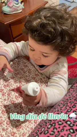Vlog día de lluvia 🌧️ #Vlog #vlogs #lluvia #bebes #bebe #bebestiktoks #maternidad #momlife #paratii #fypシ 