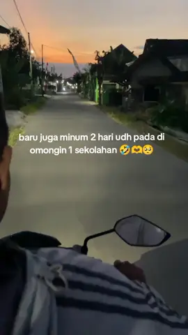 minum ini donk biar tenar 1 sekolah 🫶🫶✨#collagendrink #collagen #fyp #belanjaditiktoklagi #fypシ゚viral #masukberandagak 