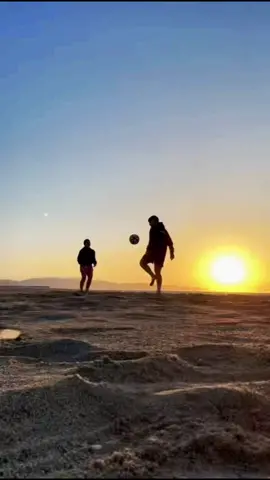 you, me and futbol ❤️ #xybca #Soccer #soccercouple #soccergirl #soccerlife #soccerrelationship #futbol #futebol #beachsoccer #playa #lovelife 