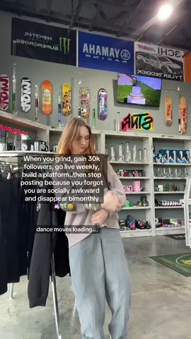 i fcks with yall cause yall fcks with me. (my friends are tired of me ghosting them how do i fix it literally love them with all my budussy) #fyp #smallcreator #foryou #sociallyawkward 