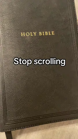if you’ve been struggling with learning the Bible and understanding what is being taught, this book is perfect for you🙌 ##Christian##christianitytiktok##bible##god##godisgood##godlovesyou##jesus##jesuslovesyou##jesuschrist##jesusisking##jesussaves