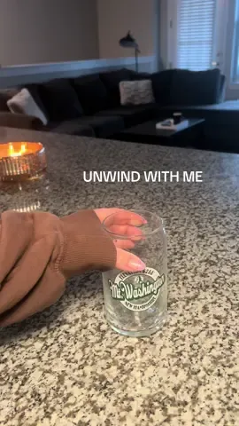 unwind with me 🕊️🤍 #fyp #foryoupage #girlssupportgirls #smallcreator #girlsgirl #microinfluencer #niml #supportsmallcreators 