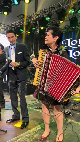 E essa sanfoneira meu povo?!🤌🏻👏🏼👏🏼👏🏼 Gauchinha🪗🎶 . . . . . . . . . . . . . . . . . #lourencoelourival #lourencoelourivalresponde #showlourencoelourival #asvozesdecristal #vovotiktok #vovotiktokerbrasil #modaraiz #reliquia #reliquias #musicasertanejaraiz #modasertaneja #violao #gaita #gaitadefole #sanfoneiras #sanfoneirasfamosas #gauchinha🧉🤠 #gauchinhasanfoneira 
