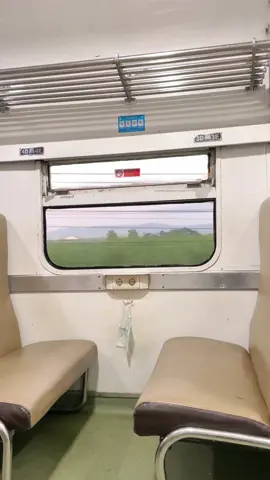 Monggo mentahan buat prank story.. #mentahan #mentahanvideo #videokereta #storywa #storywhatsapp #keretaapi #keretaapiindonesia #keretaekonomi #storytime #xyzbca