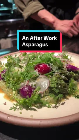 what he eats *and drinks 🤭🍋  #asparagus #dayinthelife #cookingtips #springrecipes 